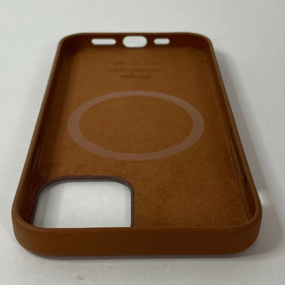 Apple iPhone 12 12 Pro Leather Case MagSafe Saddle Brown A2494 MHKF3ZM/A